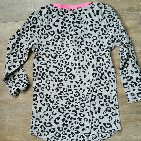 P.S. Areopostale Cheetah Print Henley w/ Pink Trim - Picture 3 of 6